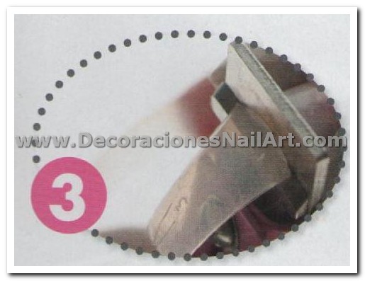 El hongo sobre las uñas de los pies la fase inicial de la foto